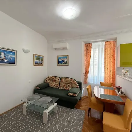 Anima Mea Old Town Apartment *