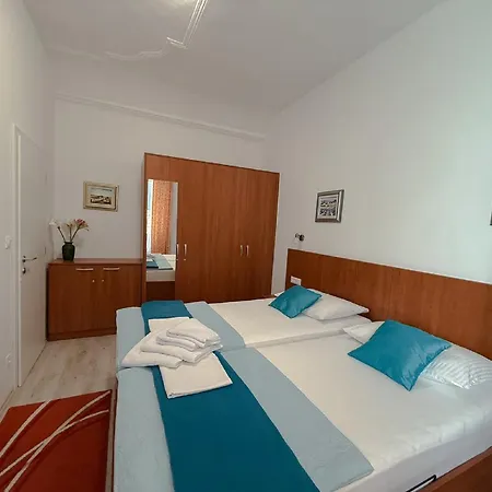 Anima Mea Old Town شقة